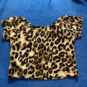 cheetah print crop top fitted shirt